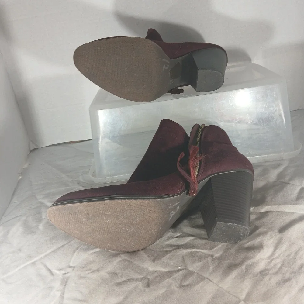 Charlotte Russe Ankle‎ Boots 7 Burgundy Faux Suede Tassel Block Heel Booties